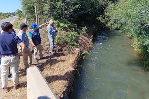 Anuncian revestimiento del canal Chacayal para prevenir inundaciones y mejorar riego