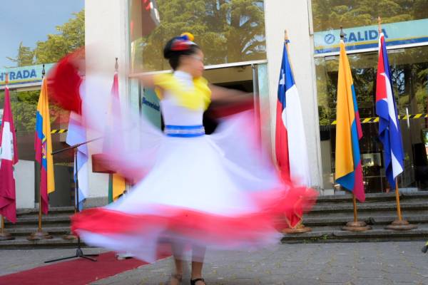 Municipalidad de Chillán es la primera de Ñuble en obtener el Sello Migrante