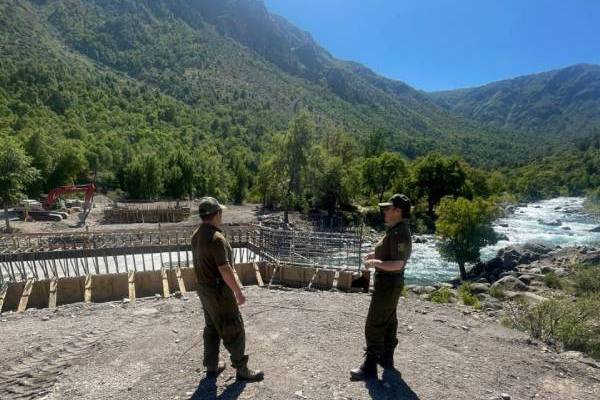 Carabineros refuerza seguridad fronteriza con la instalación de cuarteles temporales en San Fabián y Pinto