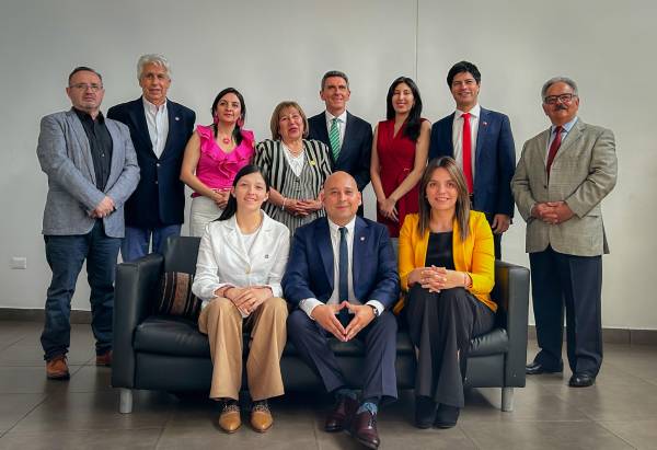 Instalación del nuevo concejo municipal de Chillán