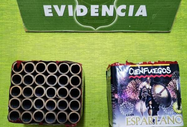 Tres hombres detenidos por incendio en cementerio de Coelemu tras uso de fuegos artificiales en funeral