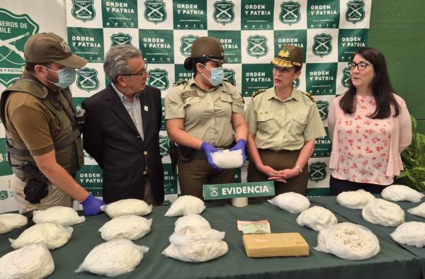 Conductor huyó de control policial por trasladar droga: fue detenido en Chillán Viejo