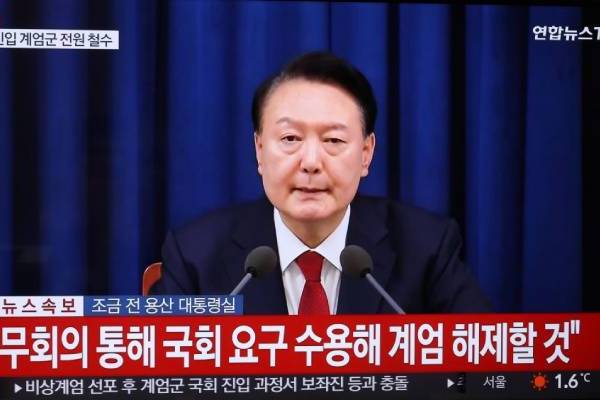 Aumenta la presión en Corea del Sur para destituir al presidente tras su fugaz ley marcial