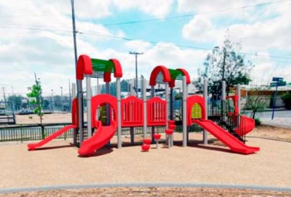Millonaria inversión para instalar juegos infantiles en áreas verdes