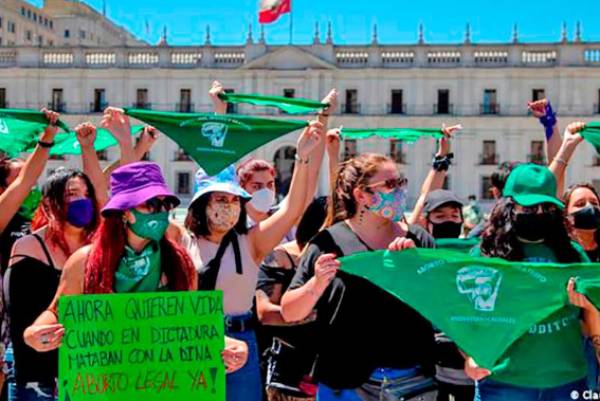 Postergación de la ley de aborto genera preocupación entre grupos feministas