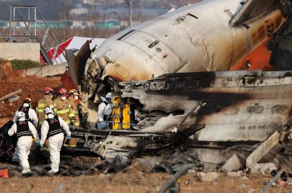 Balance final de tragedia aérea en Corea del Sur: 179 muertos