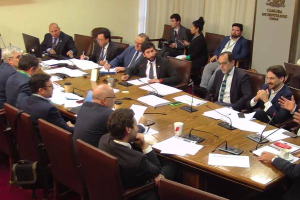 Legislarán para definir un permiso de circulación estandarizado