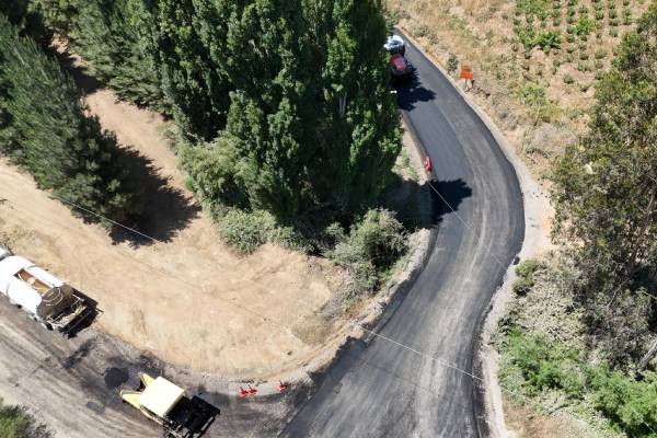 Finaliza pavimentación de 2 kilómetros en la ruta Minas de Leuque en Trehuaco