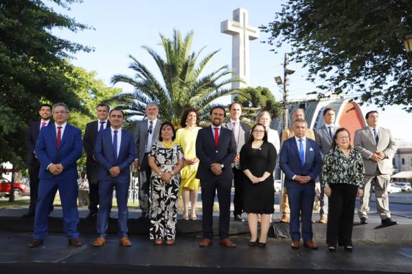 Gobernador y Consejo Regional juraron para el período 2025-2029