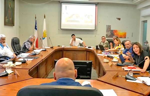 Cuestionamientos a áreas verdes marca primer concejo municipal del año