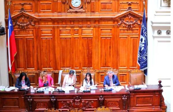 Igualdad salarial entre hombres y mujeres da un nuevo paso en el Senado