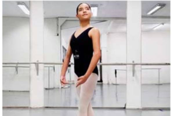 Alumna de la Academia de Danza de Edith Hernández se capacita en Santiago