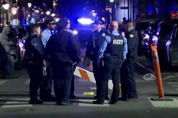 Atropello masivo dejó al menos diez muertos en Nueva Orleans